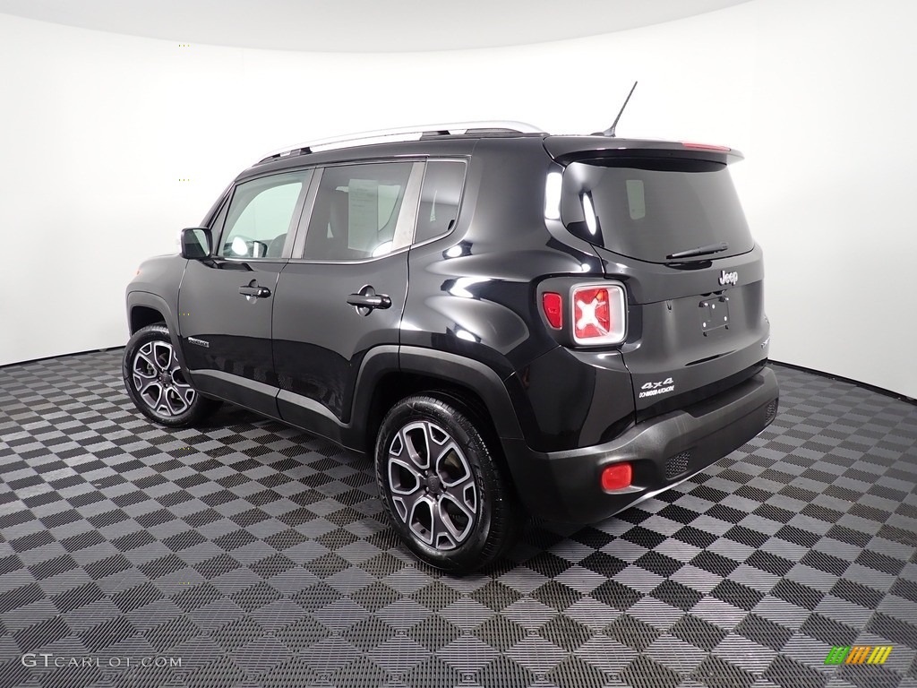 2016 Renegade Limited 4x4 - Black / Black photo #11