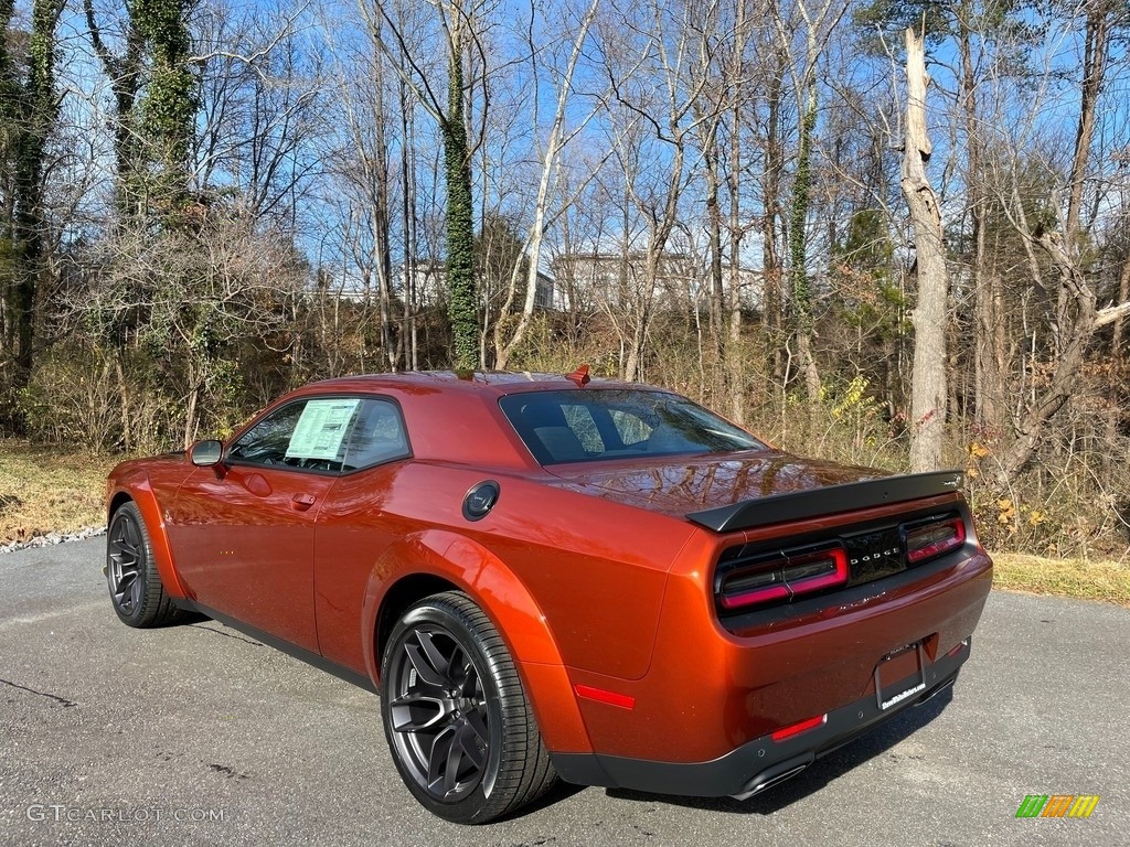 2021 Sinamon Stick Dodge Challenger R/T Scat Pack Widebody 140613191