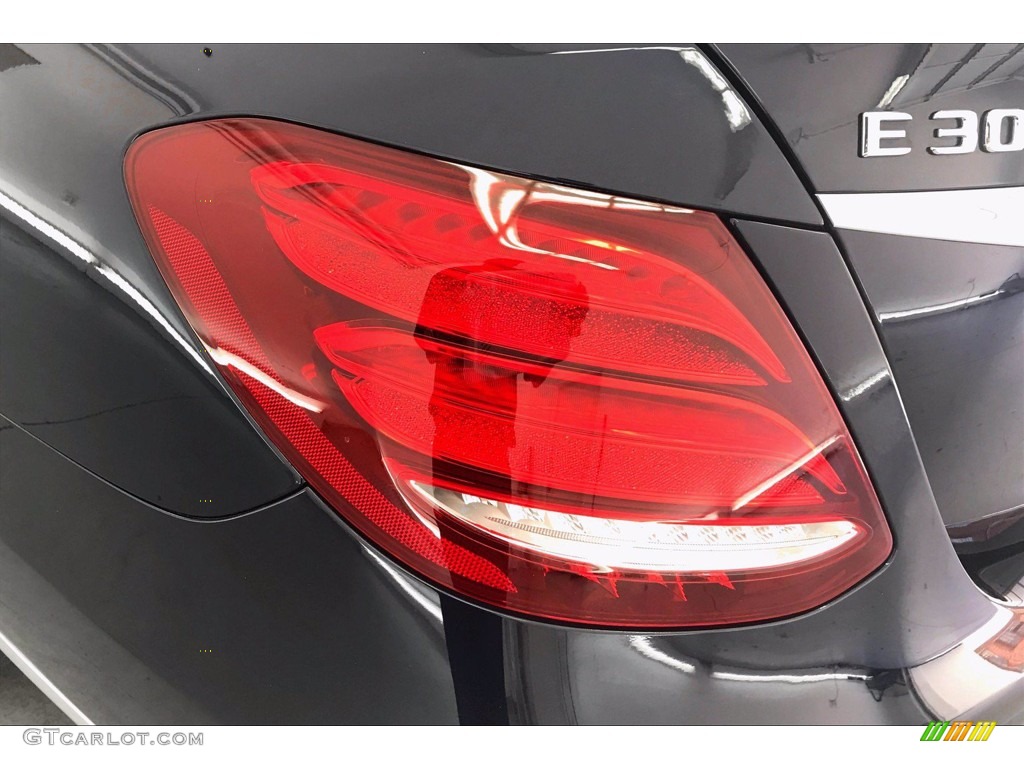 2018 E 300 Sedan - Lunar Blue Metallic / Nut Brown/Black photo #26