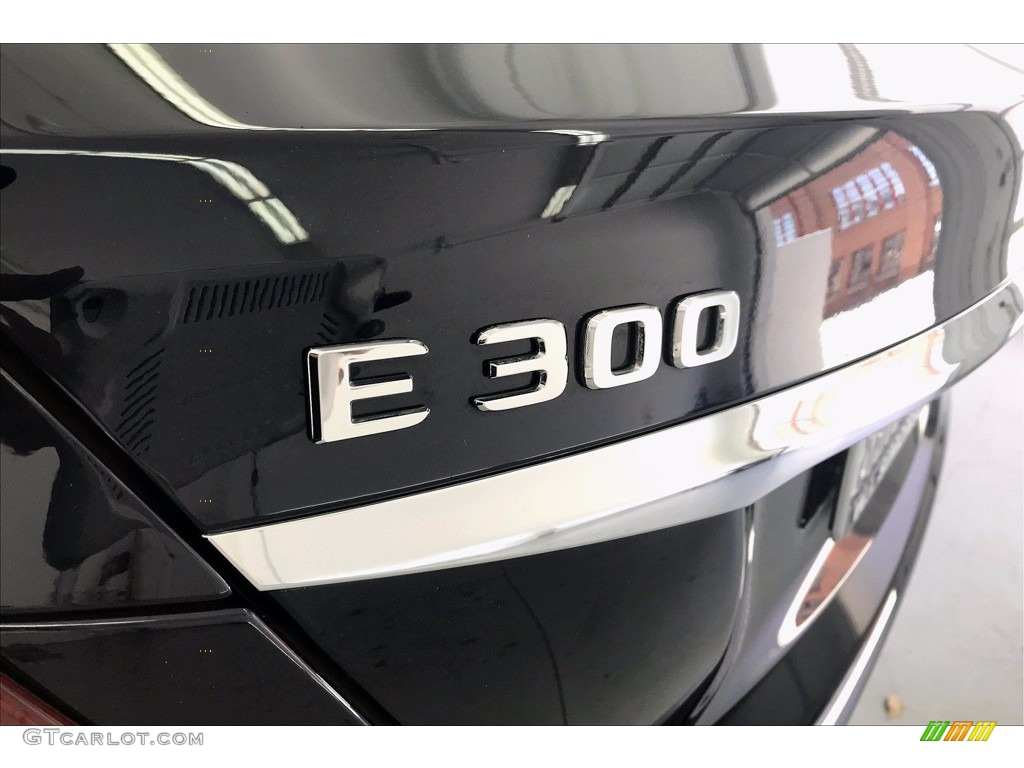 2018 E 300 Sedan - Lunar Blue Metallic / Nut Brown/Black photo #27