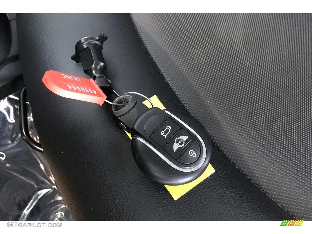 2018 Hardtop Cooper 2 Door - Blazing Red Metallic / Carbon Black photo #11