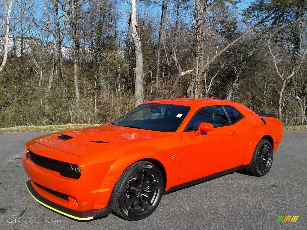 Go Mango 2021 Dodge Challenger R/T Scat Pack Widebody Exterior Photo #140620345