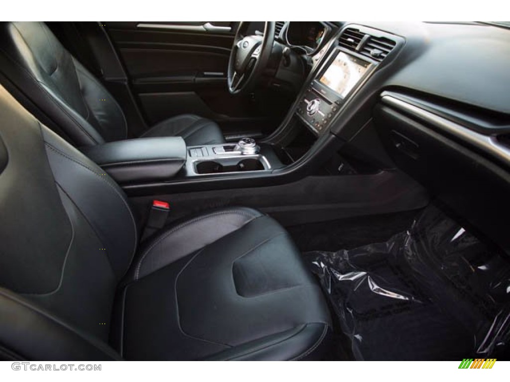 2017 Fusion Energi Titanium - Burgundy Velvet / Ebony photo #22