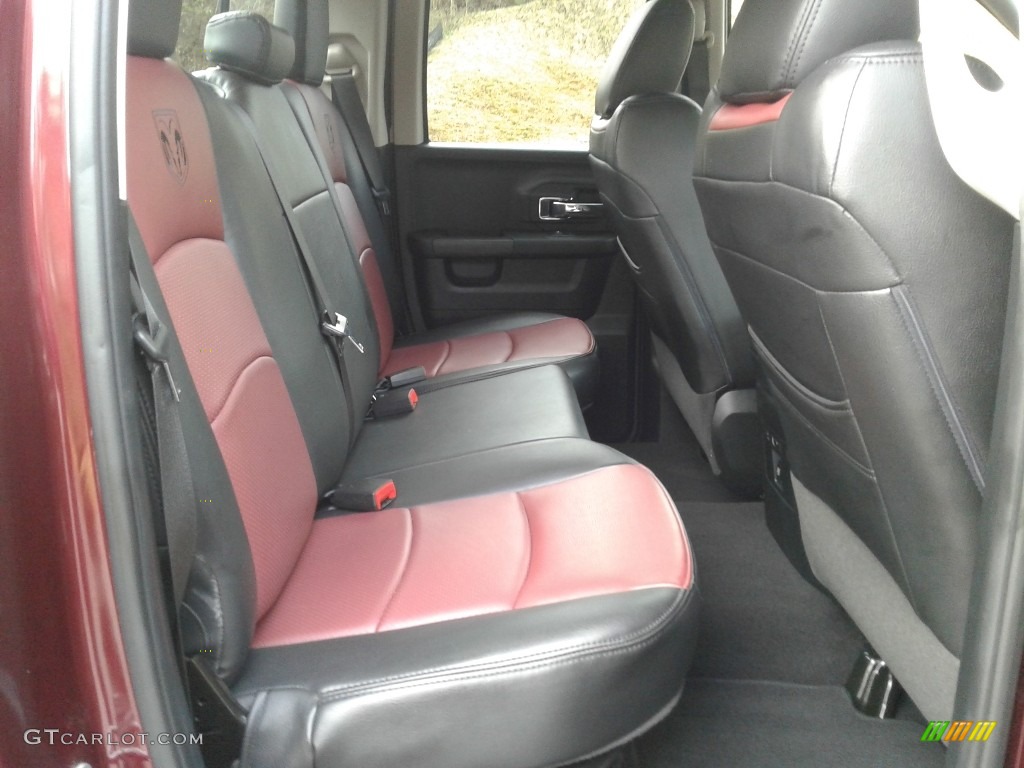 2018 1500 Laramie Quad Cab 4x4 - Delmonico Red Pearl / Black photo #17