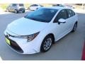 Super White - Corolla LE Photo No. 4