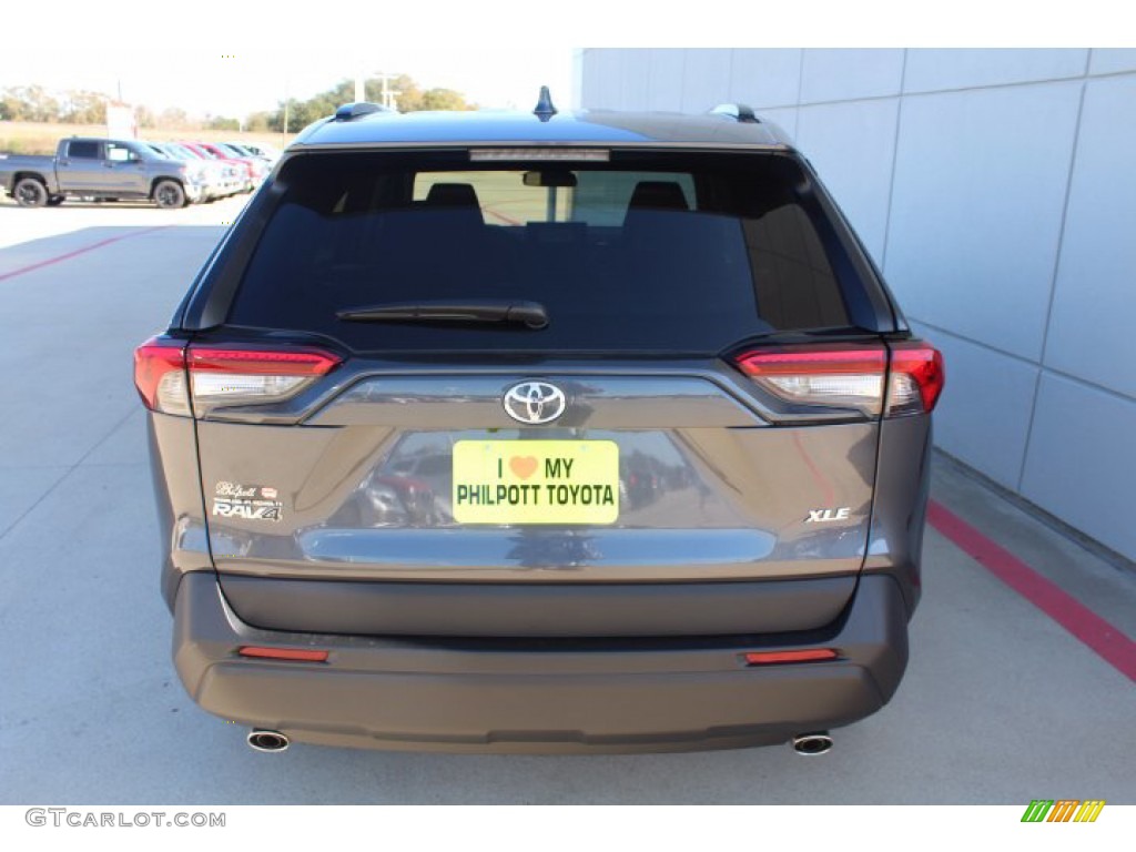 2021 RAV4 XLE - Magnetic Gray Metallic / Black photo #12