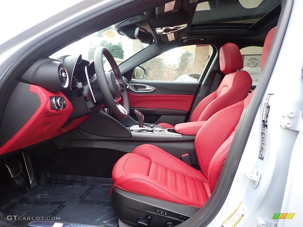 Black/Red Interior 2021 Alfa Romeo Giulia TI AWD Photo #140629697