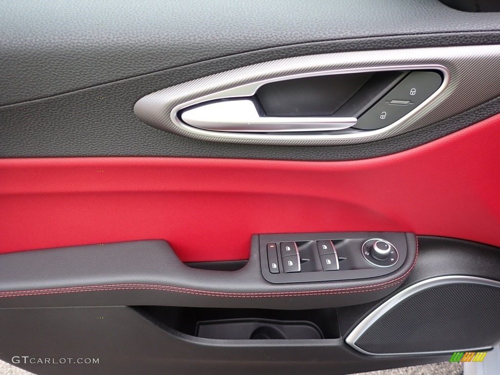 2021 Alfa Romeo Giulia TI AWD Door Panel Photos