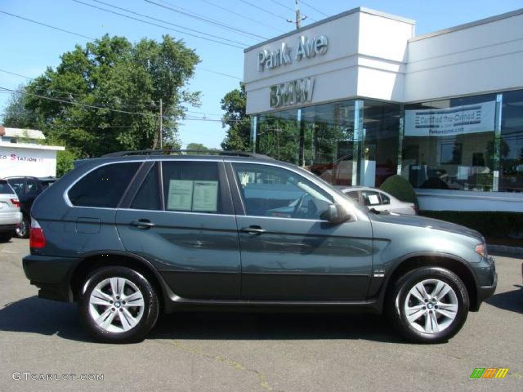 Bmw x5 highland green metallic #4