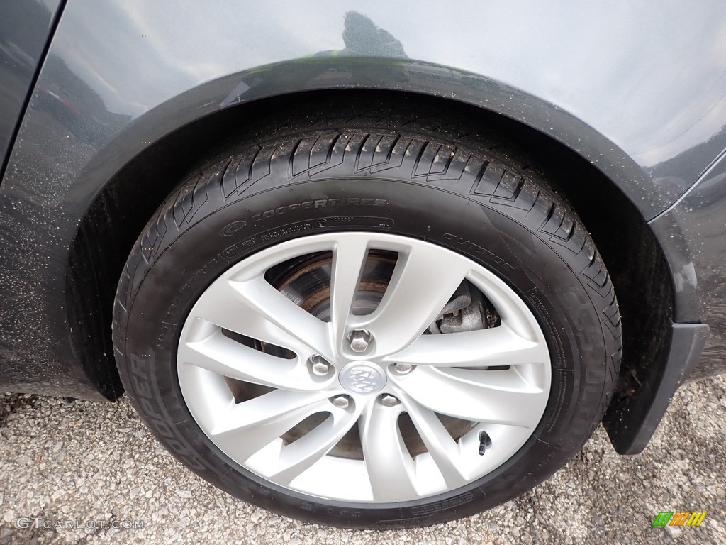 2017 Buick Regal Premium Wheel Photos