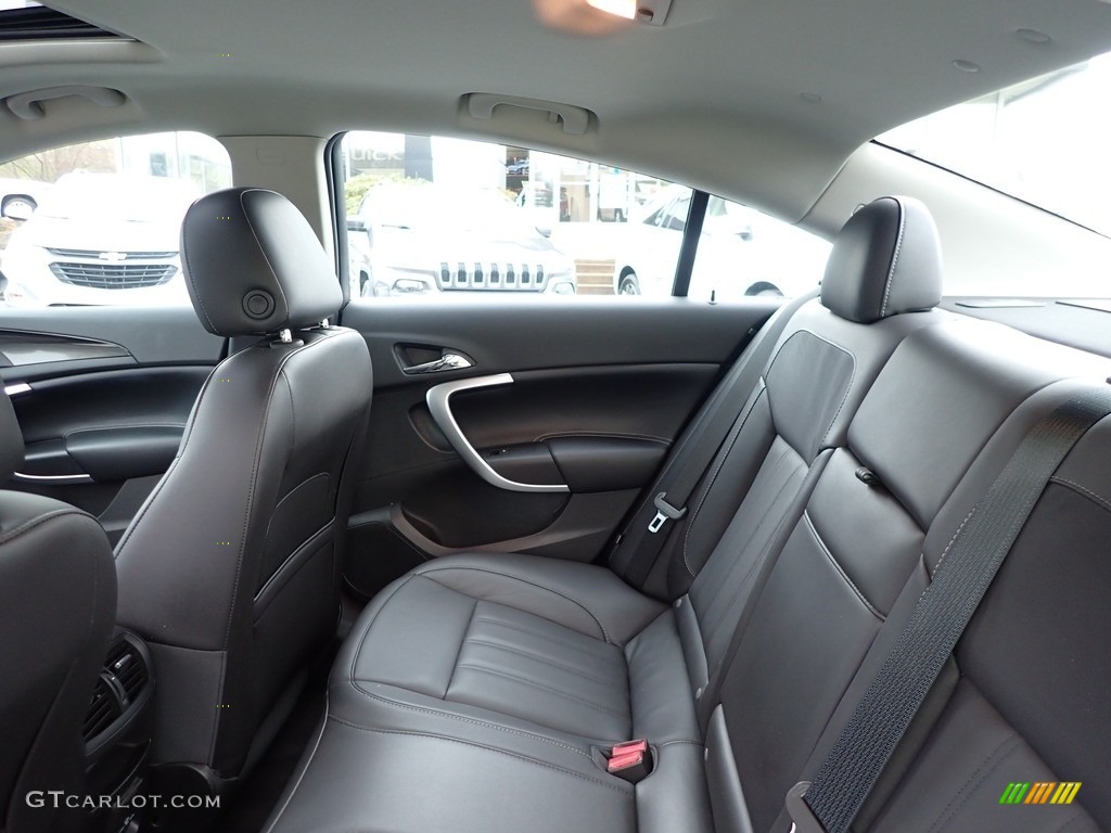 2017 Buick Regal Premium Rear Seat Photos