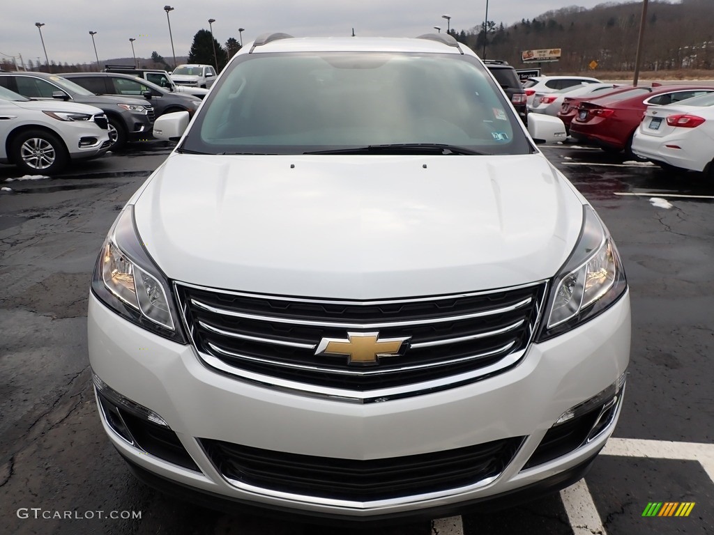 2017 Traverse LT AWD - Iridescent Pearl Tricoat / Ebony photo #2