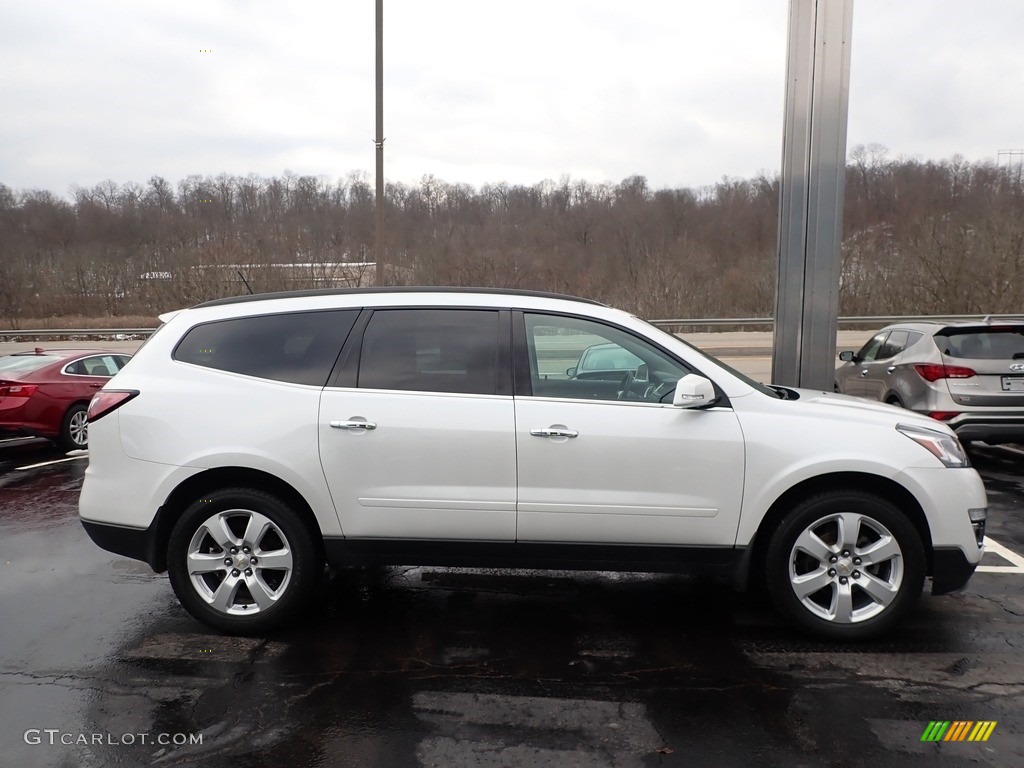 2017 Traverse LT AWD - Iridescent Pearl Tricoat / Ebony photo #5