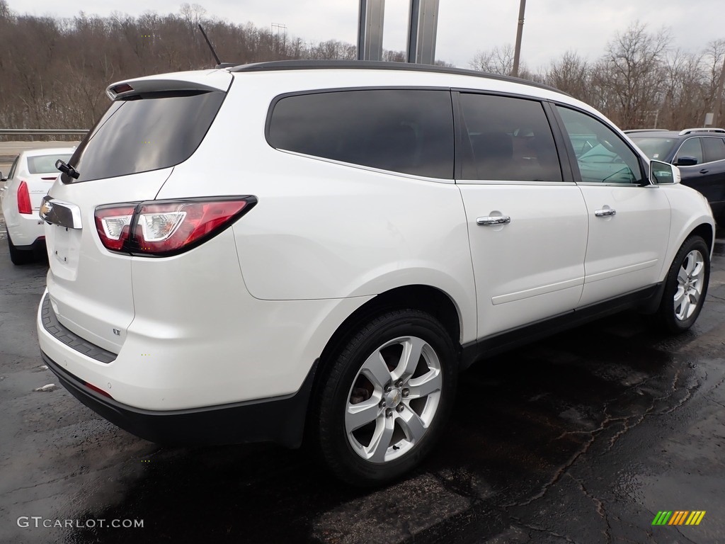 2017 Traverse LT AWD - Iridescent Pearl Tricoat / Ebony photo #9