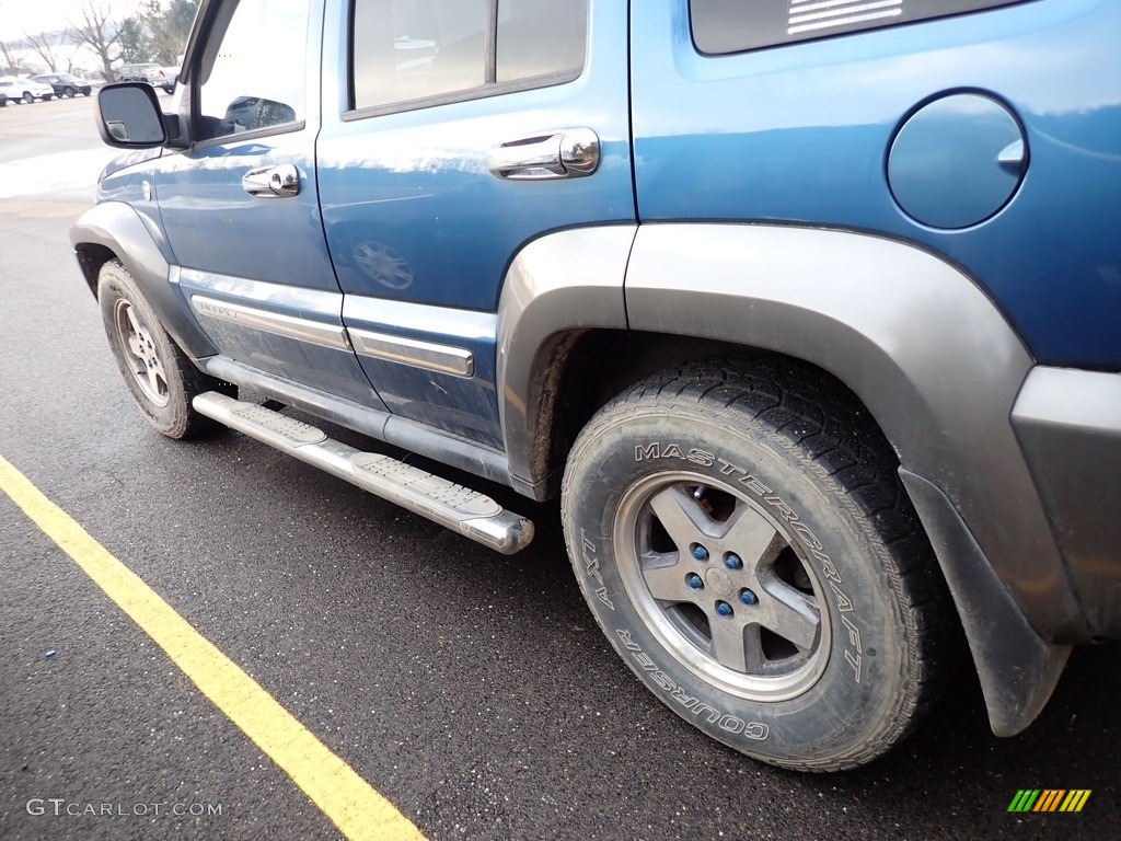 2006 Liberty Sport 4x4 - Atlantic Blue Pearl / Medium Slate Gray photo #13