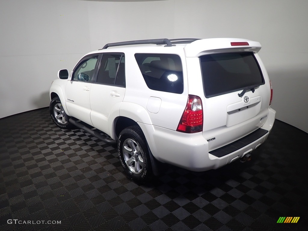 2008 4Runner Sport Edition 4x4 - Natural White / Dark Charcoal photo #12