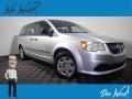 Bright Silver Metallic 2012 Dodge Grand Caravan SE