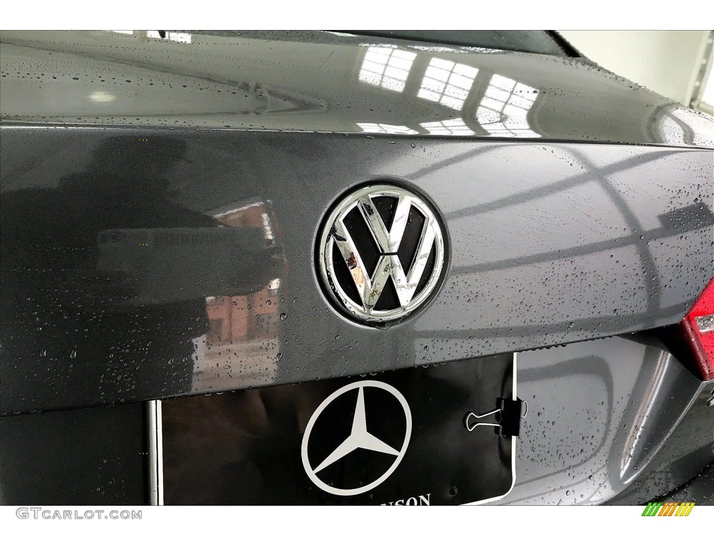 2011 Jetta SE Sedan - Platinum Gray Metallic / Titan Black photo #7