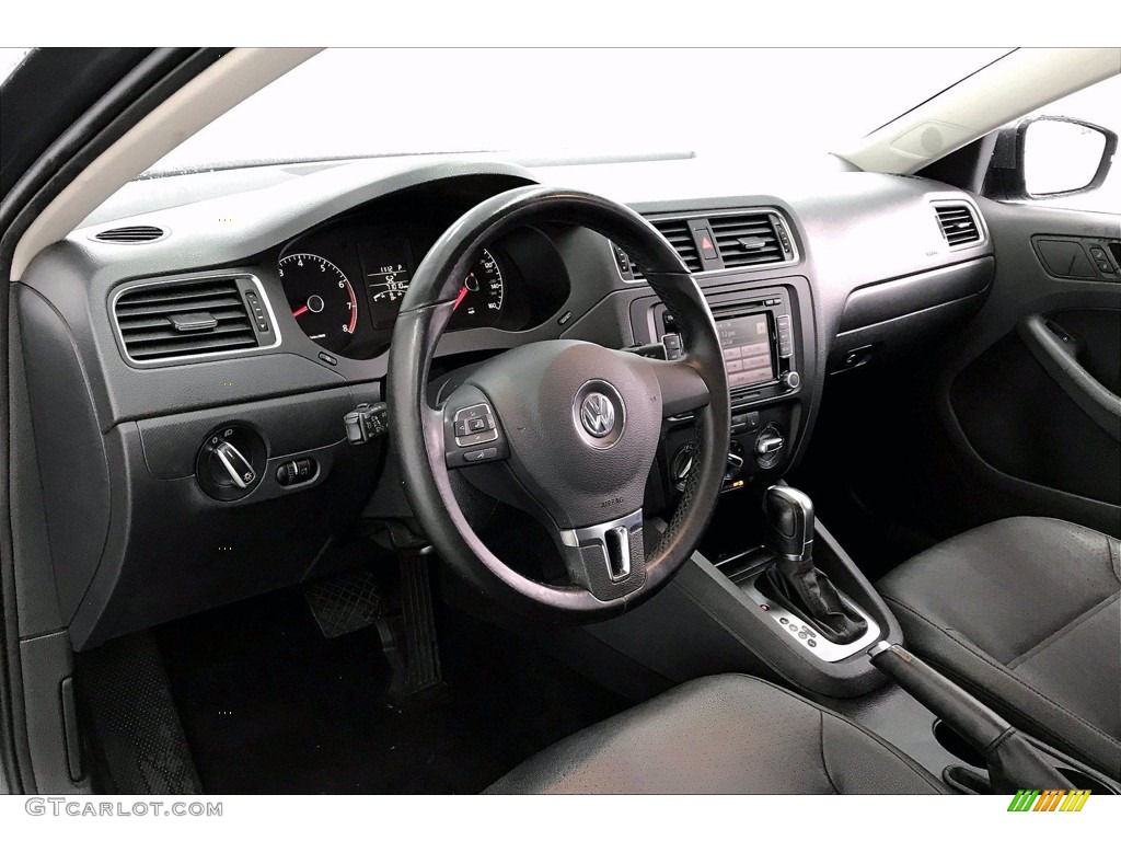 2011 Jetta SE Sedan - Platinum Gray Metallic / Titan Black photo #13