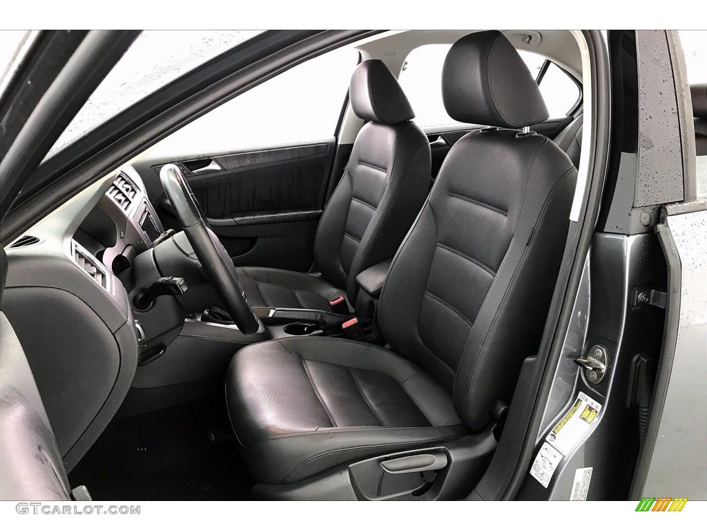 2011 Jetta SE Sedan - Platinum Gray Metallic / Titan Black photo #17