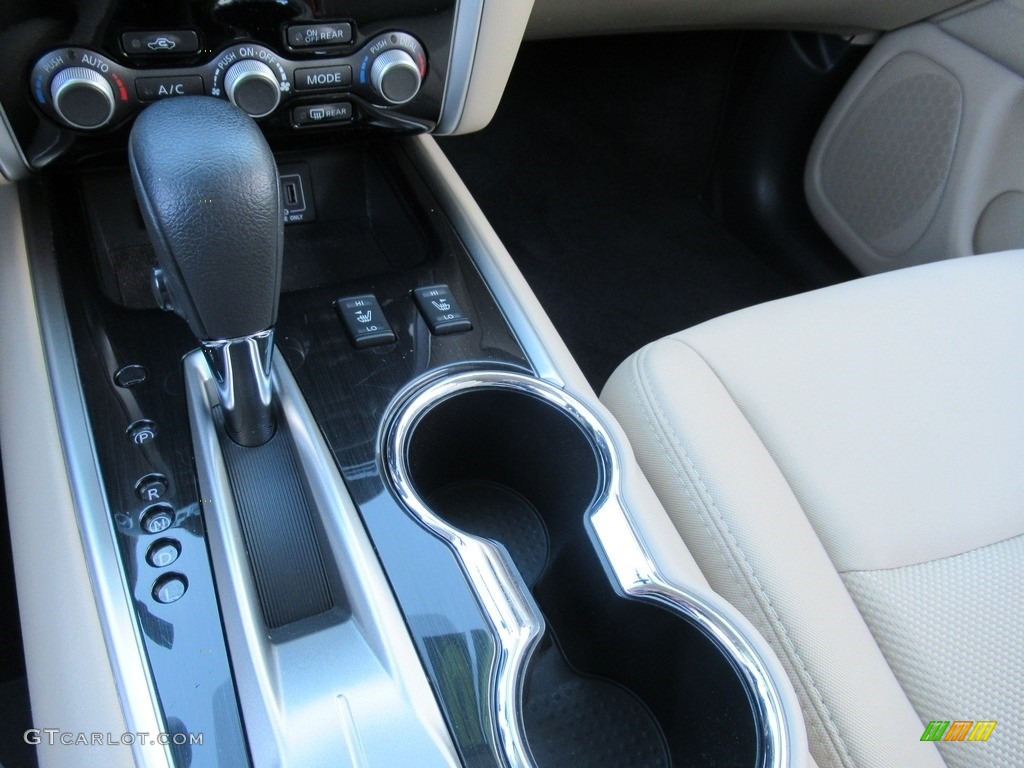 2018 Pathfinder SV - Pearl White / Almond photo #20