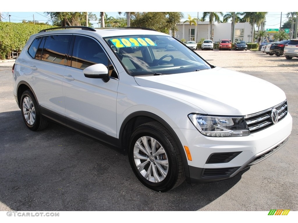 White Silver Metallic 2018 Volkswagen Tiguan SE Exterior Photo #140635928