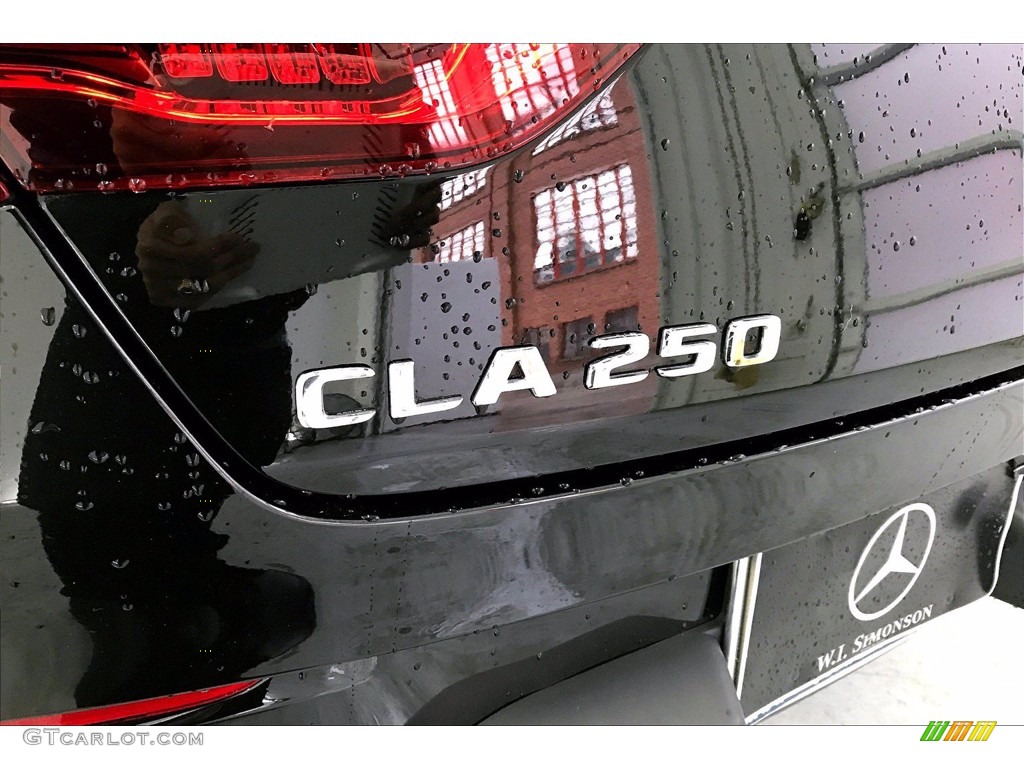 2020 CLA 250 Coupe - Cosmos Black Metallic / Black photo #31