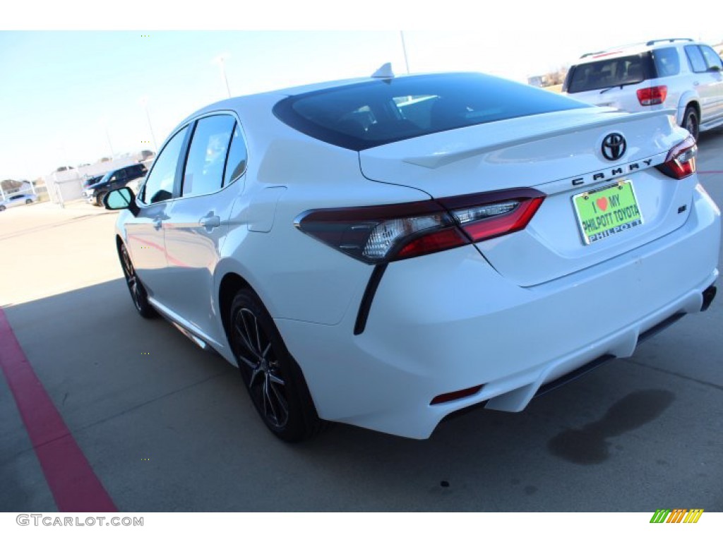 2021 Camry SE - Super White / Black photo #6
