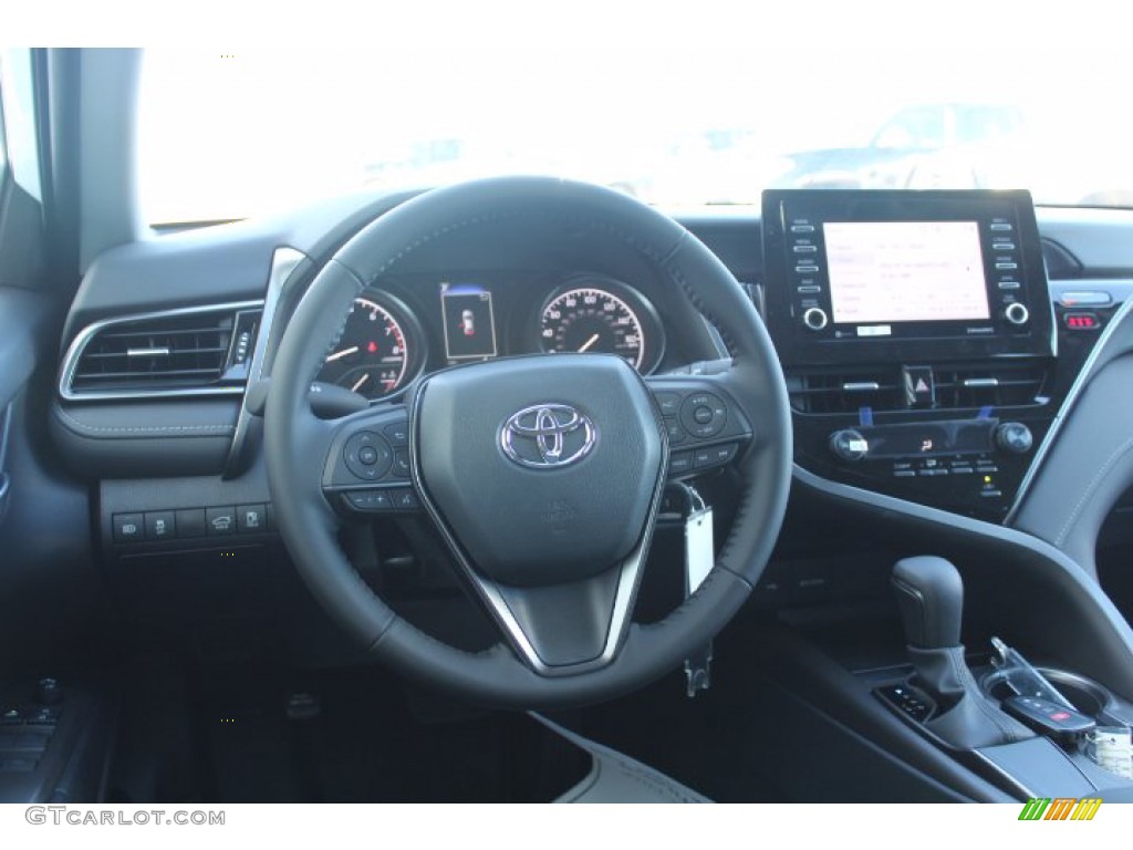 2021 Camry SE - Super White / Black photo #19