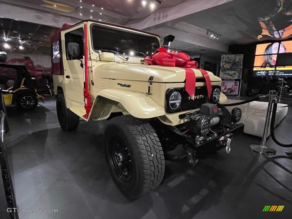 1979 Toyota Land Cruiser FJ40 Exterior Photos