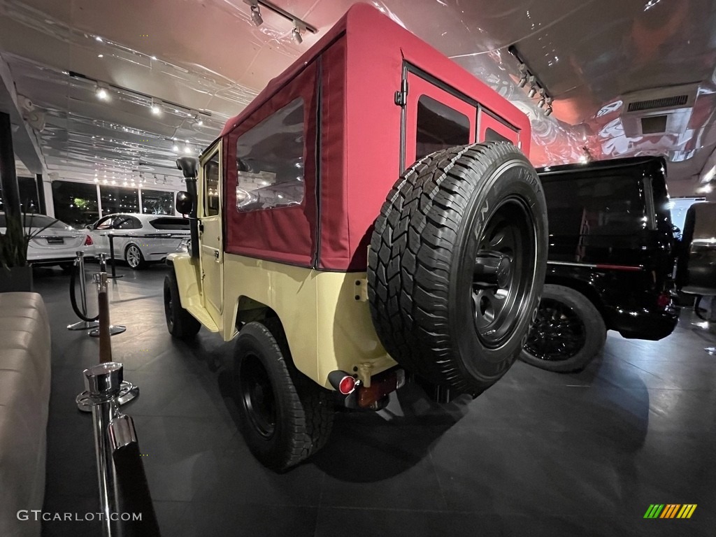 1979 Land Cruiser FJ40 - Yellow / Deep Red photo #6