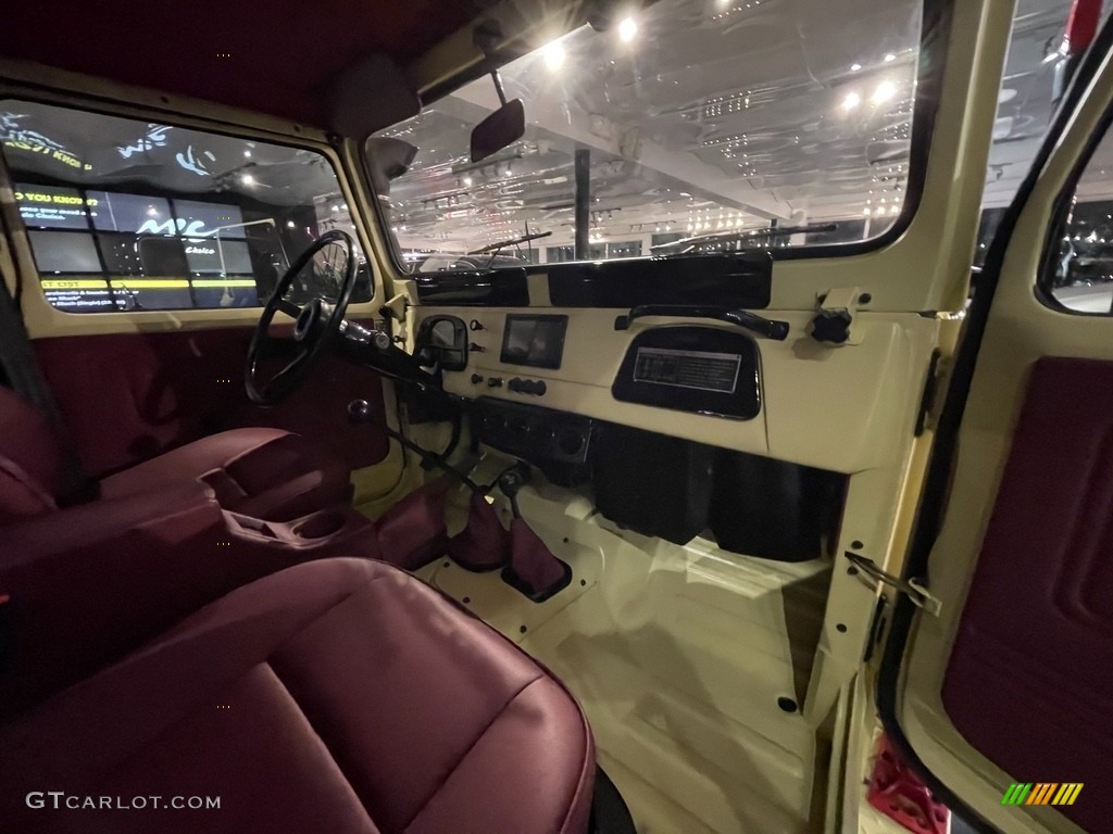 1979 Toyota Land Cruiser FJ40 Deep Red Dashboard Photo #140640542
