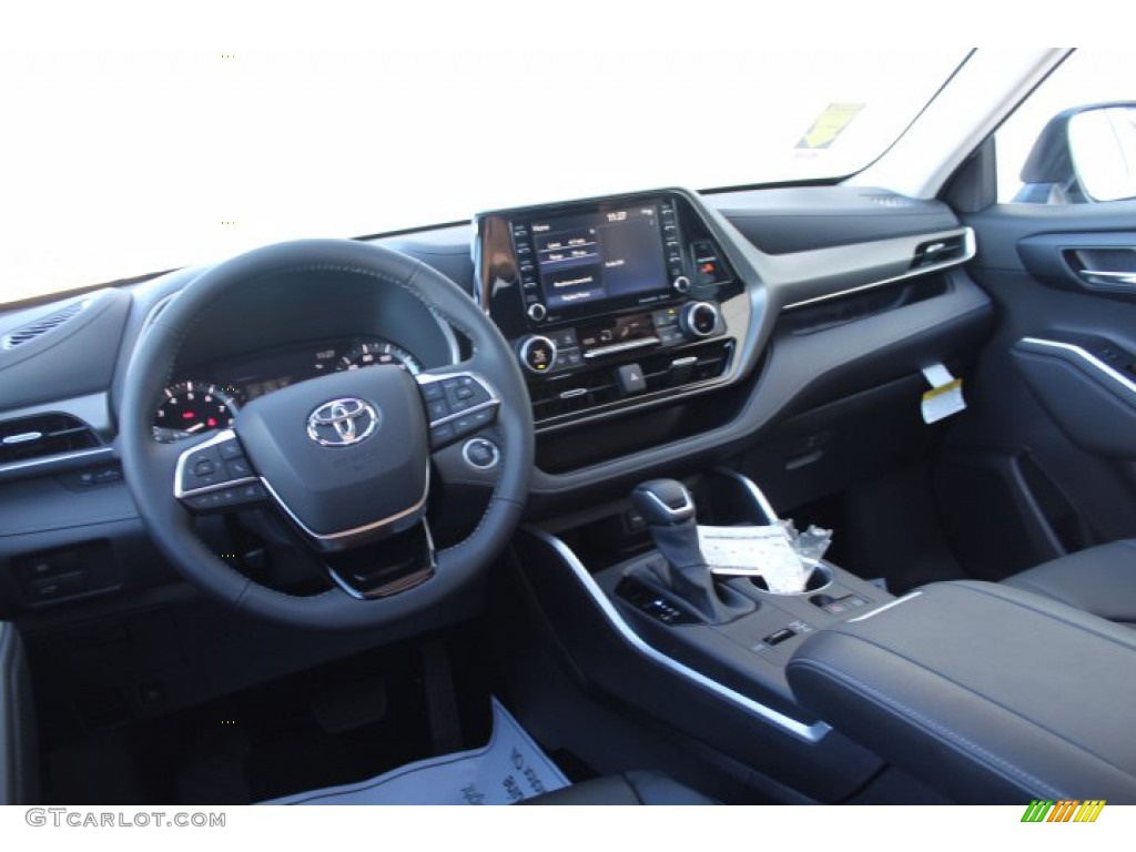 2021 Toyota Highlander XLE Dashboard Photos