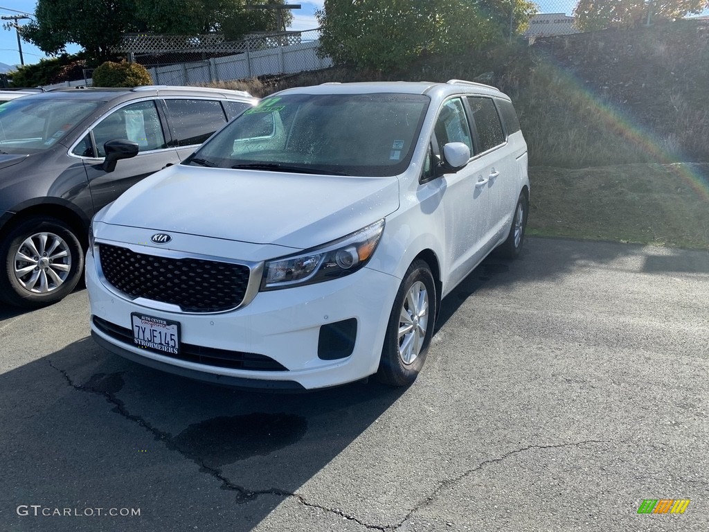 2017 Sedona LX - Clear White / Camel Beige photo #3