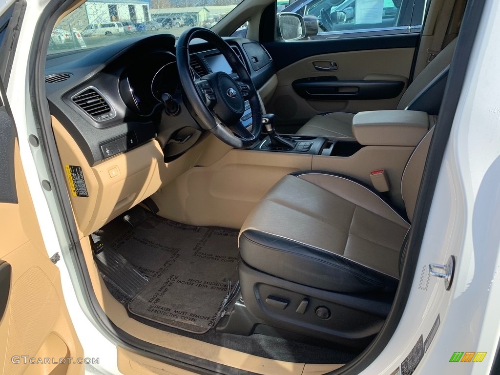 Camel Beige Interior 2017 Kia Sedona LX Photo #140643848