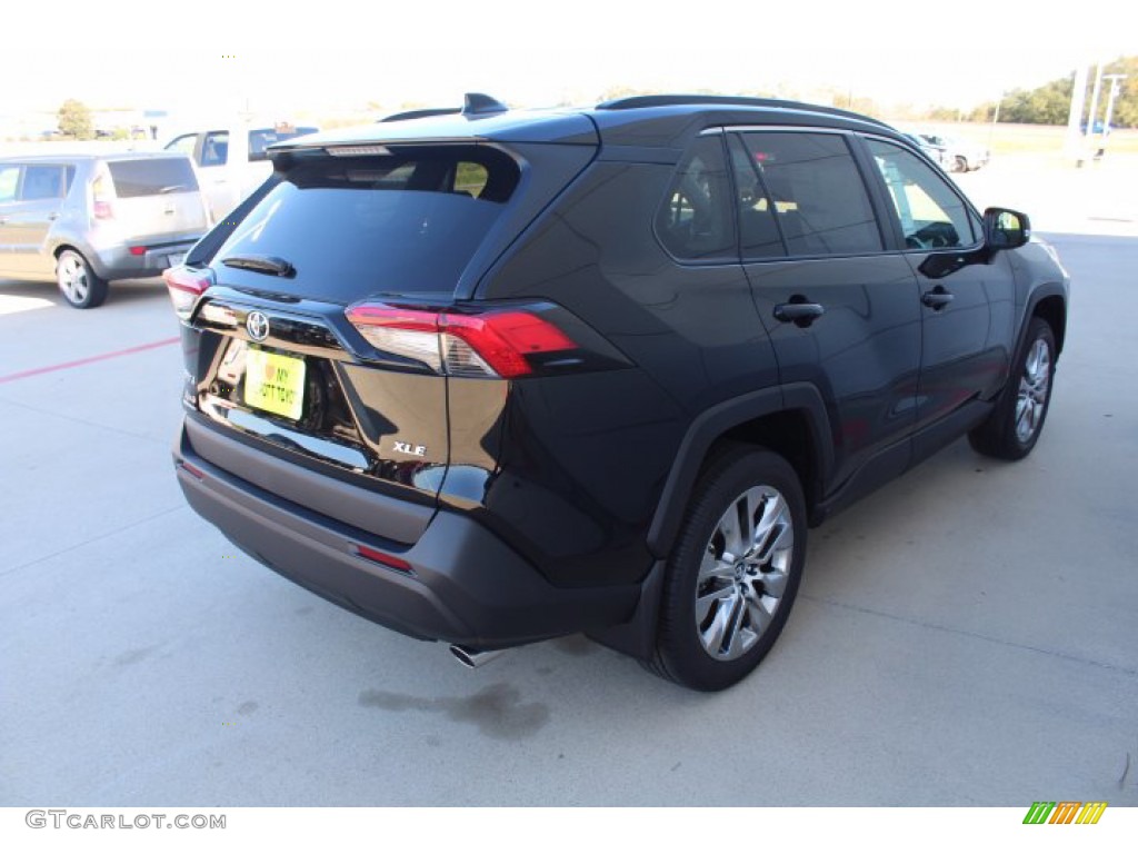 2021 RAV4 XLE Premium - Midnight Black Metallic / Black photo #8