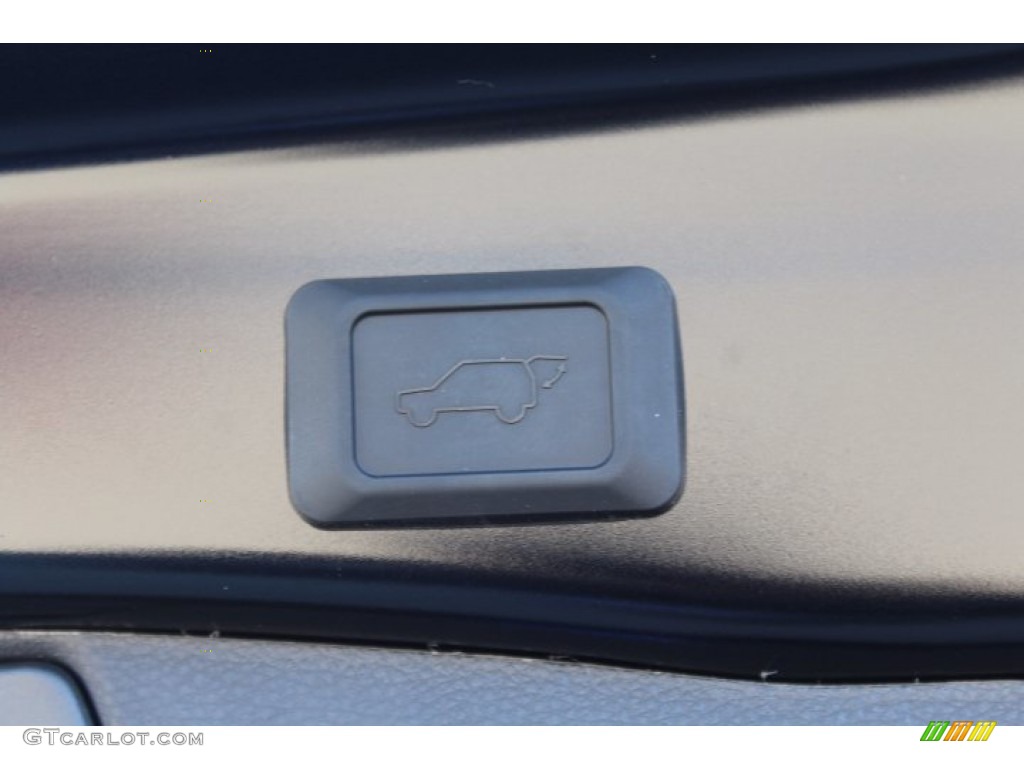 2021 RAV4 XLE Premium - Midnight Black Metallic / Black photo #24