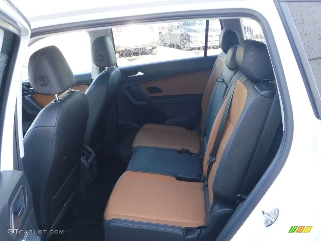 2019 Volkswagen Tiguan SE 4MOTION Rear Seat Photo #140647217