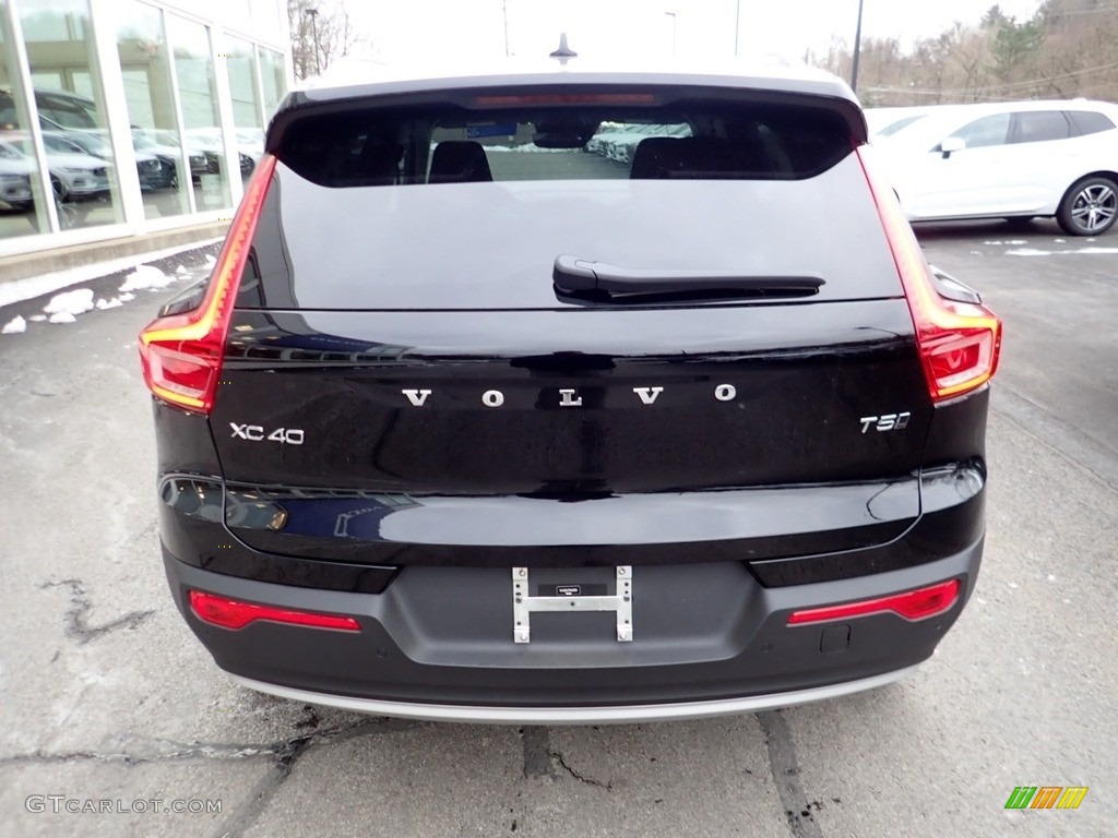 2021 XC40 T5 Momentum AWD - Black Stone / Charcoal photo #3