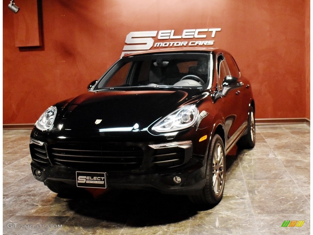 2017 Cayenne Platinum Edition - Black / Black photo #5