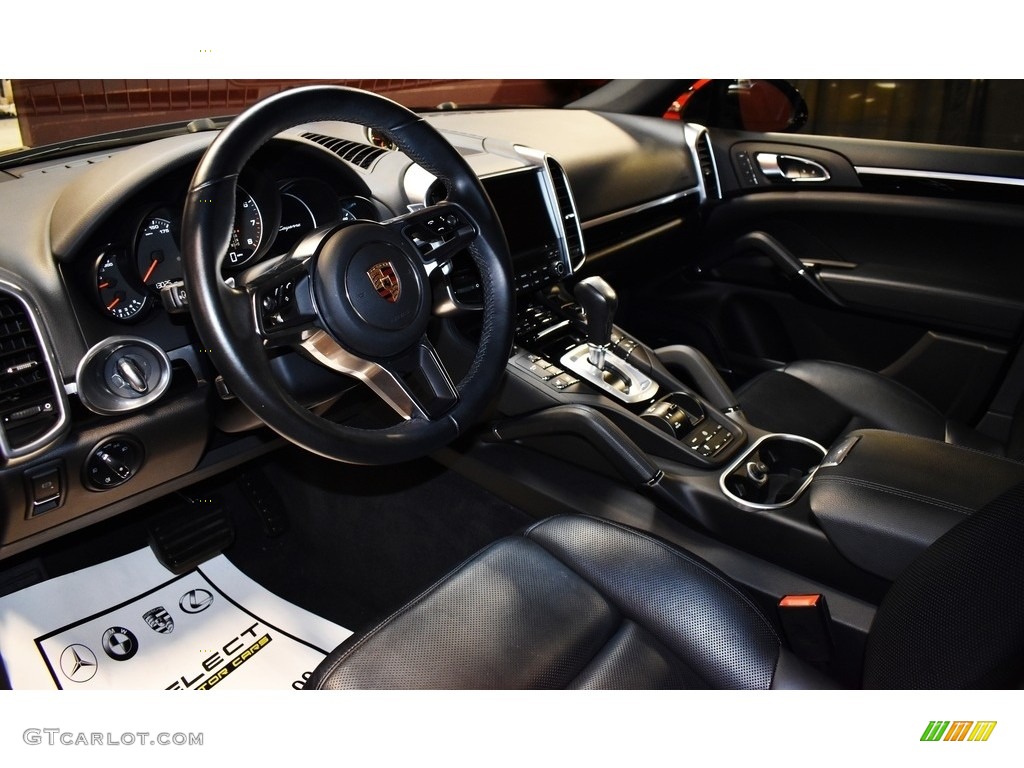 2017 Cayenne Platinum Edition - Black / Black photo #9