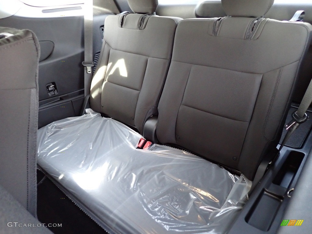 2021 Explorer XLT 4WD - Oxford White / Ebony photo #12