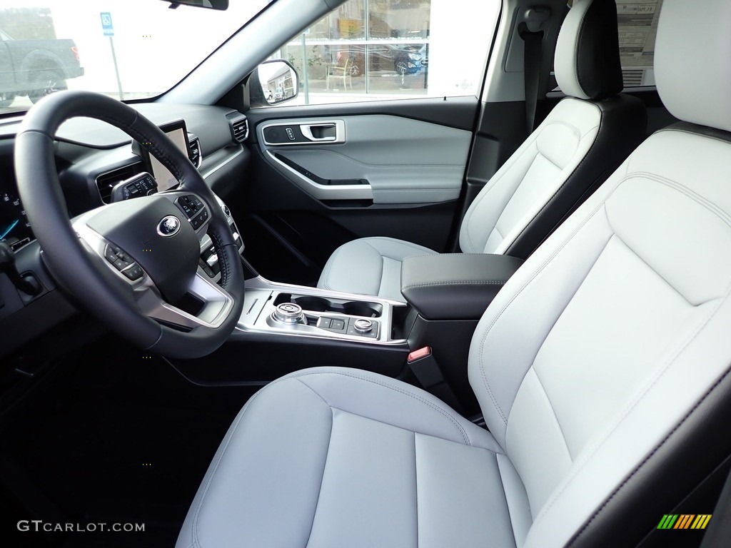 2021 Ford Explorer XLT 4WD Front Seat Photo #140654614