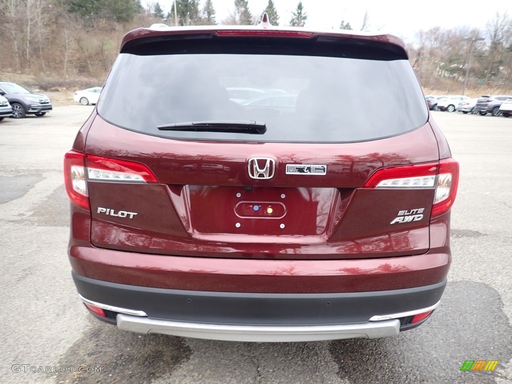 2021 Pilot Elite AWD - Deep Scarlet Pearl / Beige photo #3