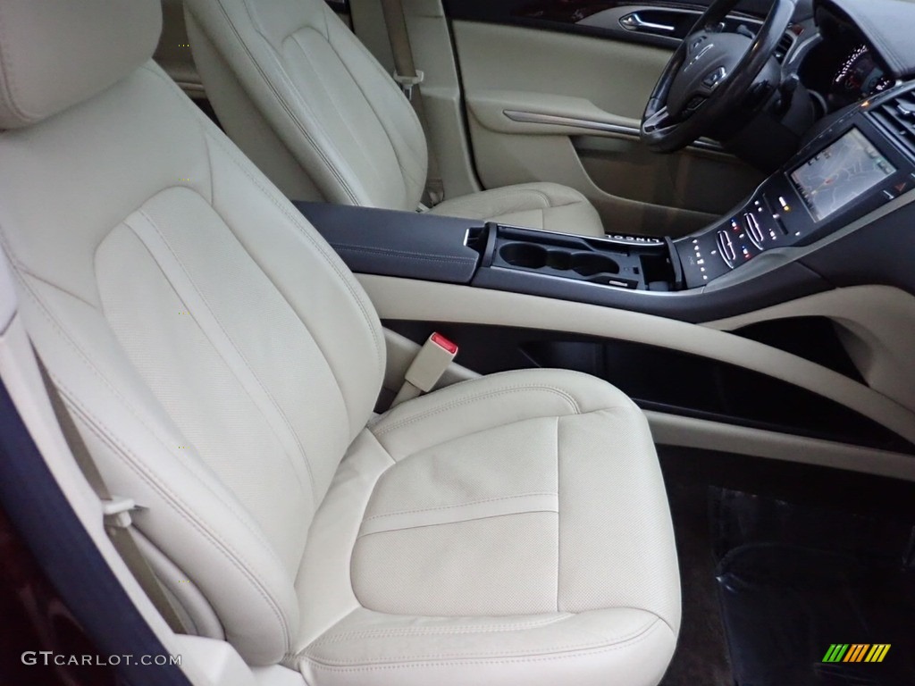 2015 Lincoln MKZ AWD Front Seat Photo #140655394