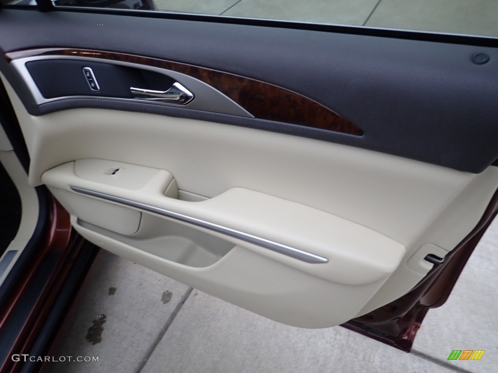 2015 Lincoln MKZ AWD Light Dune Door Panel Photo #140655460