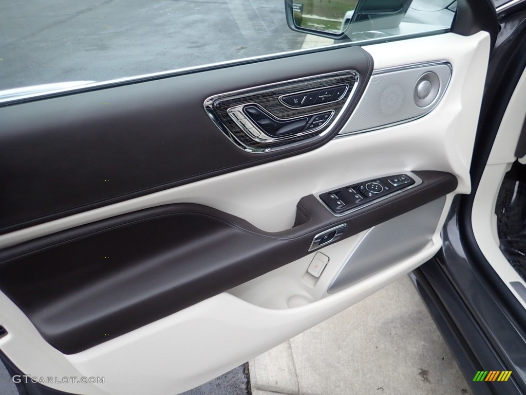 2020 Lincoln Continental Black Label AWD Chalet Theme/Alpine Door Panel Photo #140656151