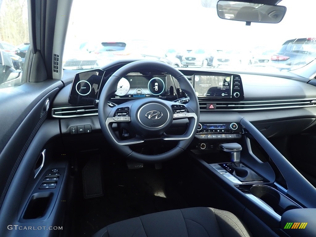 2021 Elantra SEL - Shimmering Silver Pearl / Black photo #9