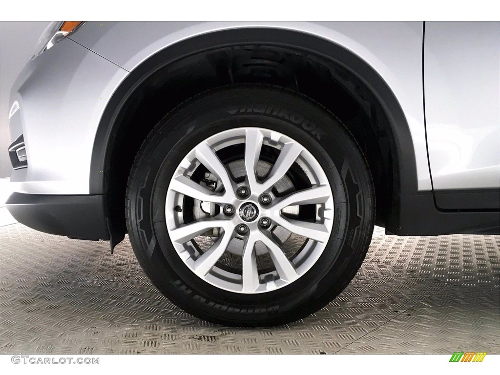 2019 Nissan Rogue SV AWD Wheel Photo #140657701
