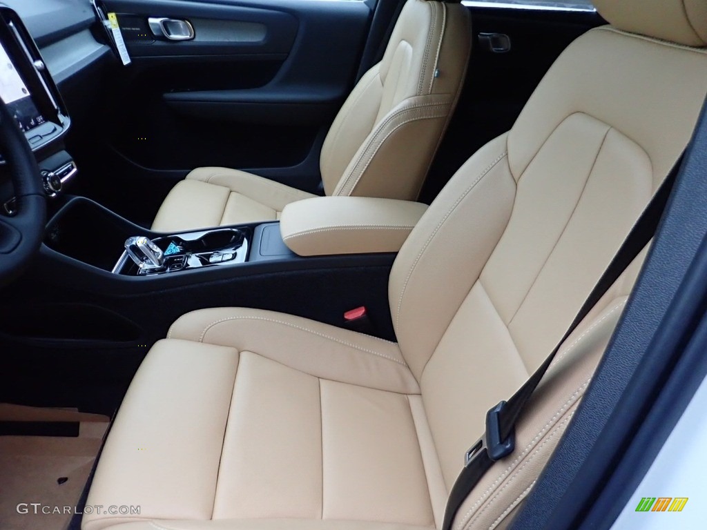 2021 Volvo XC40 T5 Inscription AWD Front Seat Photo #140661193